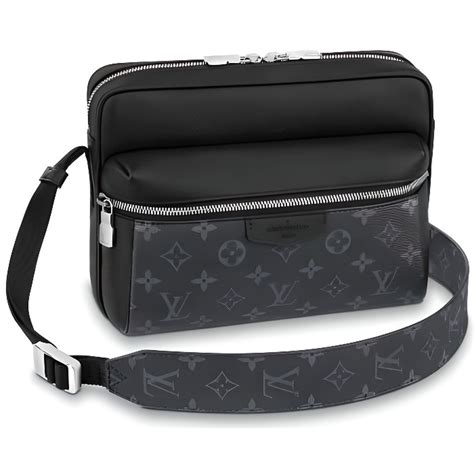 sacoche louis vuitton taille|sacoche louis vuitton homme.